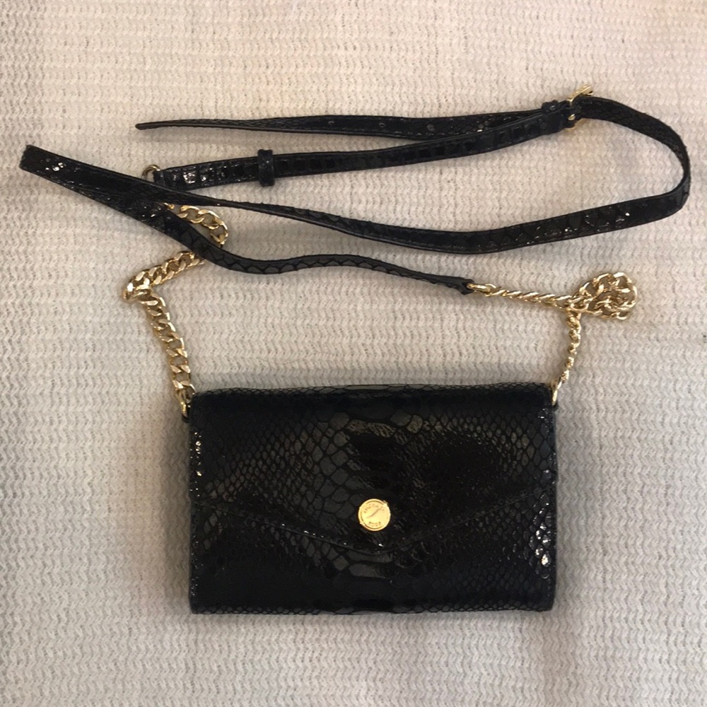 💕AUTHENTIC💕Michael Kors snake skin wallet purse